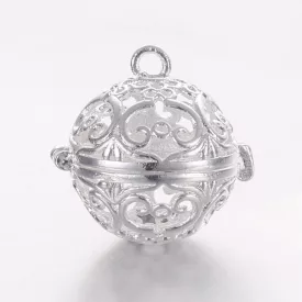 Ezüst Színű (16) Angyalhívó Medál 17x17,5x14,5mm