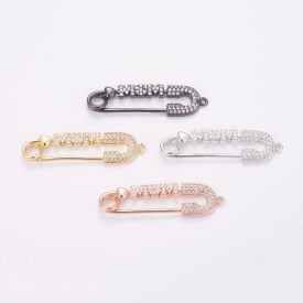   Fekete Színű Cirkónia Strasszos Anya Mom Biztosítótű Medál 36x10mm