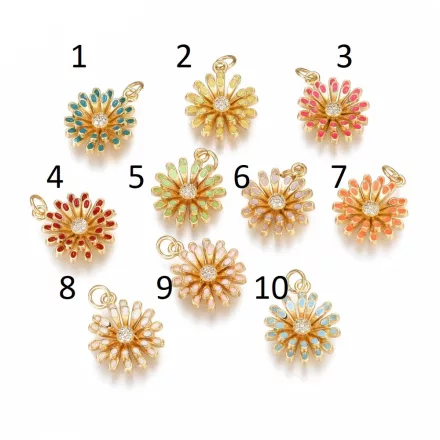 18K Aranyozott Cirkónia Strasszos Bézs (9) Tűzzománc Virág Medál 18x16mm