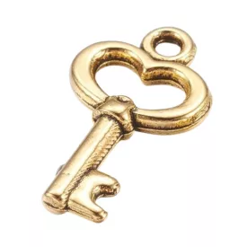 Arany Színű Kulcs Charm