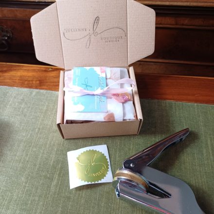 Ékszerdobozok, Ékszertasakok & Exclusive Csomagolás (MINTA)