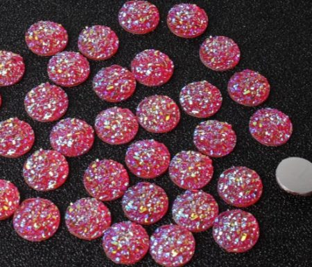 Druzy Műgyanta Szivárványos Pink Rózsaszín Színű (45) Kaboson 10mm