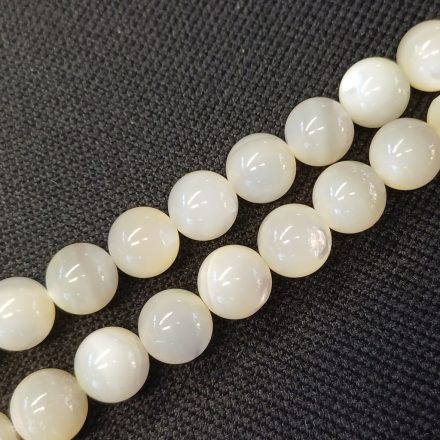 Ezüst Csíkos Krém Színű Kagyló Gyöngy 8mm