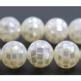 Fehér Kagyló Mozaik Gyöngy 10mm