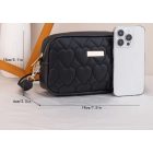 Fehér Steppelt Szíves (26) Műbőr Válltáska Kistáska 13x19cm