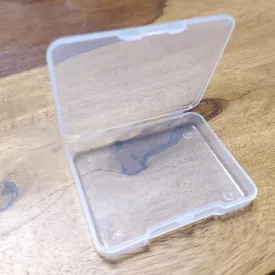   Gyöngytároló (1) Műanyag Téglalap Doboz Gyöngyfűzéshez 5,2x6,7x1,15cm