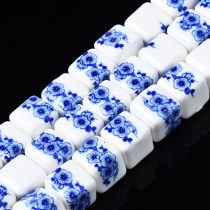 Kék Virágos Fehér Porcelán Kocka Gyöngyfüzér 9x9x9mm