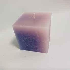Lila Rusztikus Szögletes Kocka Gyertya 6x6cm