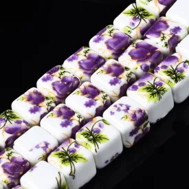 Lila Virágos Fehér Porcelán Kocka Gyöngy 9x9x9mm