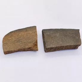 Mamut Csont Töredék Fosszília ~20-25x15-20mm 