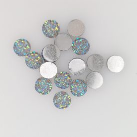 Műgyanta Szivárványos (178) Druzy Kaboson 8mm