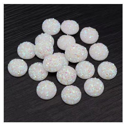 Műgyanta Szivárványos Fehér (147) Kaboson 12mm