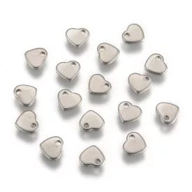 Ezüst Színű Nemesacél Szív Medál 6x5mm