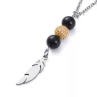 Ezüst Színű Nemesacél Aarany Cirkónia Strasszos Toll Medálos Nyaklánc Fekete Achát Gyöngyökkel