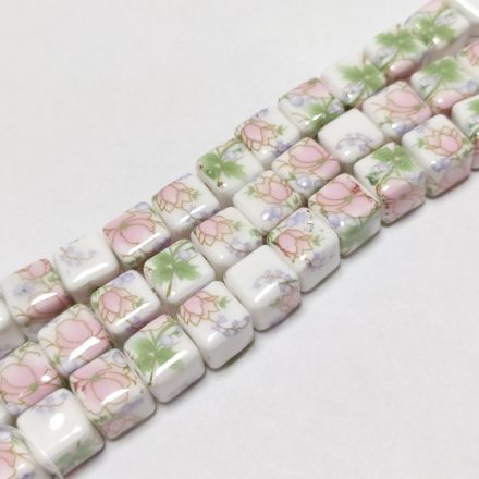 Rózsaszín Virágos Fehér Porcelán Kocka Gyöngy 9x9x9mm