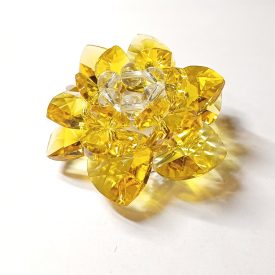 Sárga Színű Csiszolt Üveg Virág Asztaldísz 47x25mm