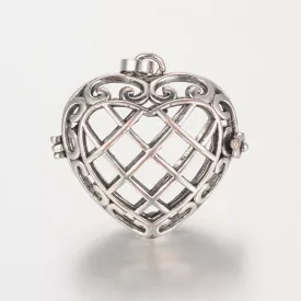 Ezüst Színű Szív Angyalhívó Medál 31x32x16mm