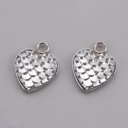 Ezüst Színű Nemesacél Pikkely Flitter Szív Medál Nyaklánc 16x13mm