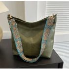 Zöld (24) Műbőr Válltáska 23,5x25,5mm